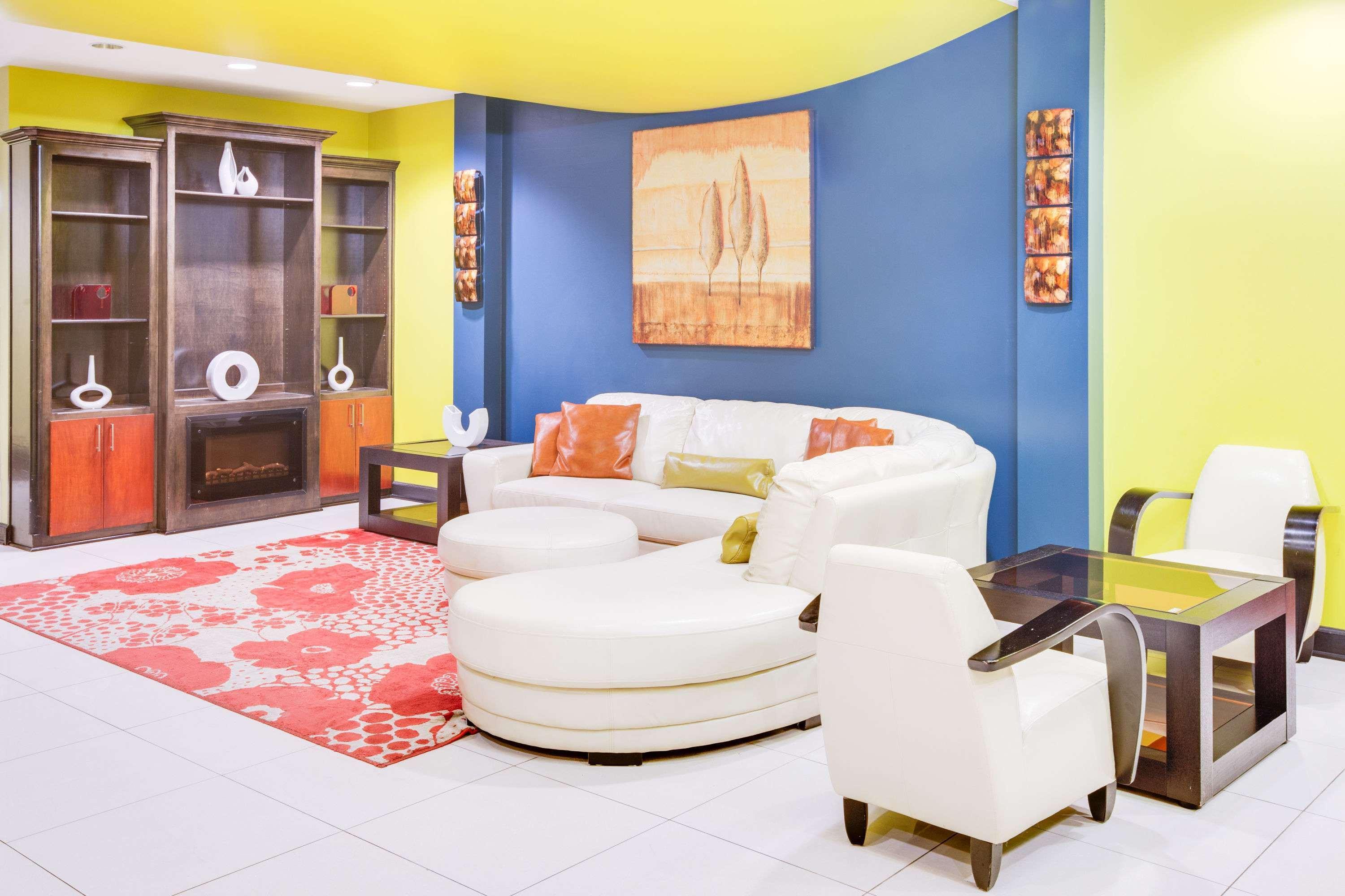Days Inn & Suites By Wyndham Russellville Ngoại thất bức ảnh